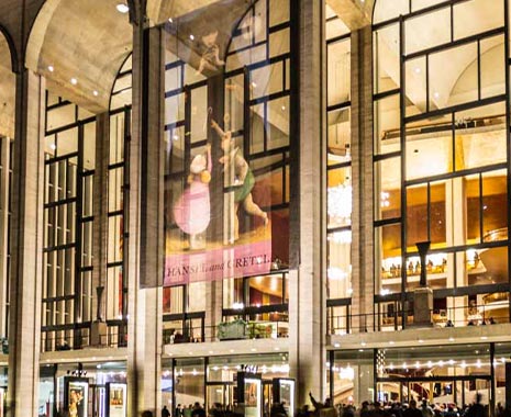 Tag der Oper – der US-amerikanische National Opera Day am 8. Februar und der World Opera Day am 25. Oktober. Kuriose Feiertage © 2022 Sven Giese.