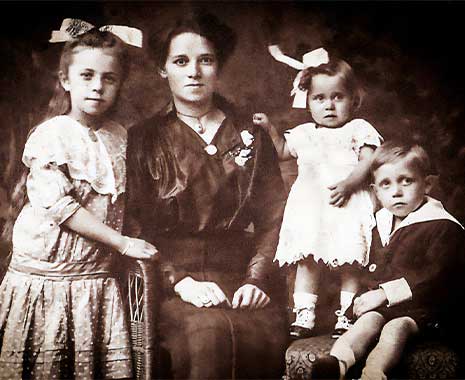 United Nations International Day of Families - Internationaler Tag der Familie. Kuriose Feiertage - 15. Mai © 2021 Sven Giese