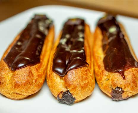 national chocolate eclair day usa 2023 sven giese featured