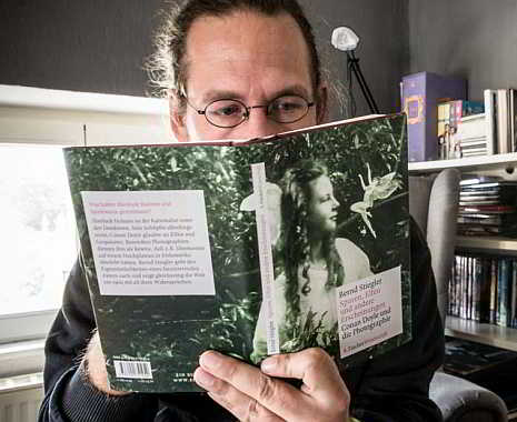 National Read a Book Day - der Lies-ein-Buch-Tag in den USA. Kuriose Feiertage - 6. September © 2019 Sven Giese
