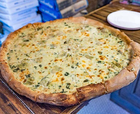 National Pizza with the Works Except Anchovies Day - Pizza-mit-allem-Möglichen-außer-Anchovis–belegt-Tag in den USA. Kuriose Feiertage - 12. November © 2019 Sven Giese