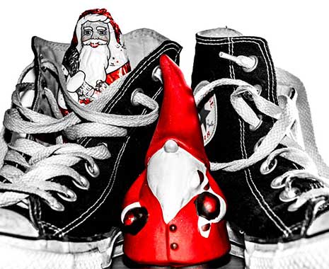 Put on Your Own Shoes Day - Zieh-Deine-eigenen-Schuhe-an-Tag in den USA. Kuriose Feiertage - 6. Dezember © 2020 Sven Giese