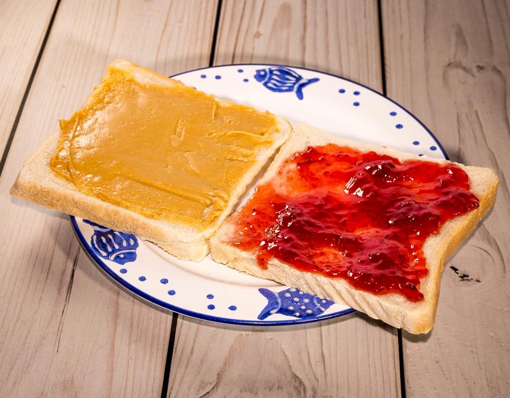 Tag des Erdnussbutter-und-Marmelade-Sandwichs USA - 2. April 2025