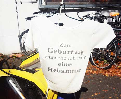 International Midwives' Day - Internationaler Hebammentag. Kuriose Feiertage - 5. Mai © 2022 Sven Giese