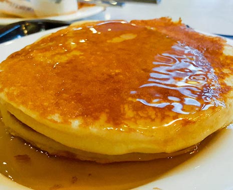 National Maple Syrup Day - Tag des Ahornsirups in den USA. Kuriose Feiertage - 17. Dezember © 2019 Sven Giese