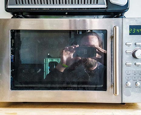 National Microwave Day - Tag der Mikrowelle in den USA. Kuriose Feiertage - 6. Dezember © 2019 Sven Giese