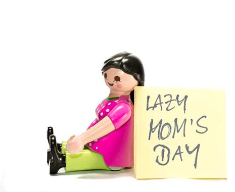 National Lazy Mom’s Day - Auch-Mütter-dürfen-faul-sein-Tag in den USA. Kuriose Feiertage - erster Freitag im September © 2019 Sven Giese