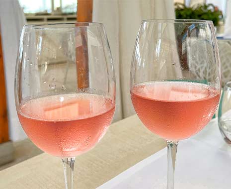 National Rosé Day - Tag des Roséweins in den USA. Kuriose Feiertage - zweiter Samstag im Juni © 2022 Sven Giese