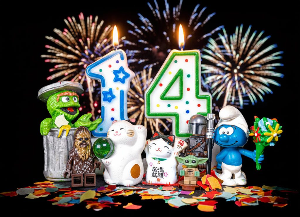 Bunte Figuren und eine große "14" Geburtstagskerze mit Konfetti und Feuerwerk im Hintergrund, die den 14. Geburtstag eines besonderen Anlasses feiern.