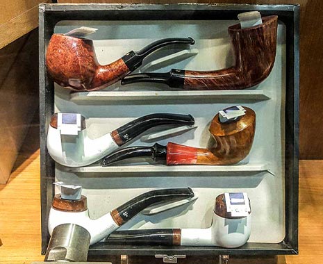 International Pipe Smoking Day - Welt-Pfeifenraucher-Tag. Kuriose Feiertage - 20. Februar © 2020 Sven Giese