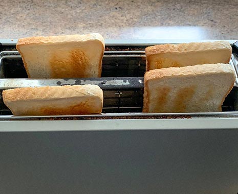 National Toast Day - Tag des Toastbrots in UK und USA. Kuriose Feiertage - letzter Donnerstag im Februar © 2020 Sven Giese