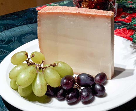 National Swiss Cheese Day - Tag des Schweizer Käses in den USA. Kuriose Feiertage - 2. Januar © 2020 Tania Williams