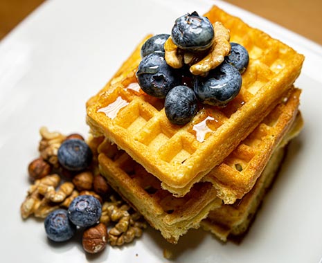National Oatmeal Nut Waffles Day - Tag der Hafer-Nuss-Waffeln in den USA. Kuriose Feiertage - 11. März © 2020 Sven Giese