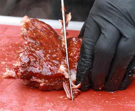 National Barbecued Spareribs Day - Spareribs-Tag in den USA. Kuriose Feiertage - 4. Juli © 2020 Sven Giese