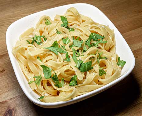 National Fettuccine Alfredo Day - Fettuccine-Alfredo-Tag in den USA. Kuriose Feiertage - 7. Februar © 2021 Sven Giese
