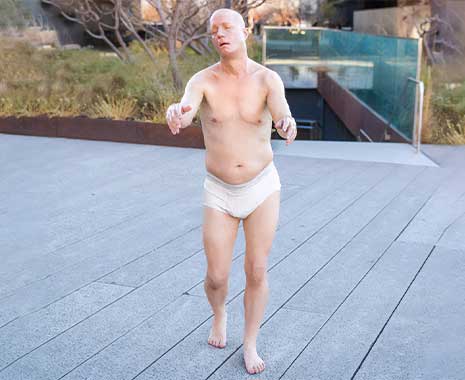 Working Naked Day - Nackt-zur-Arbeit-Tag in den USA. Kuriose Feiertage - erster Freitag im Februar © 2022 Sven Giese
