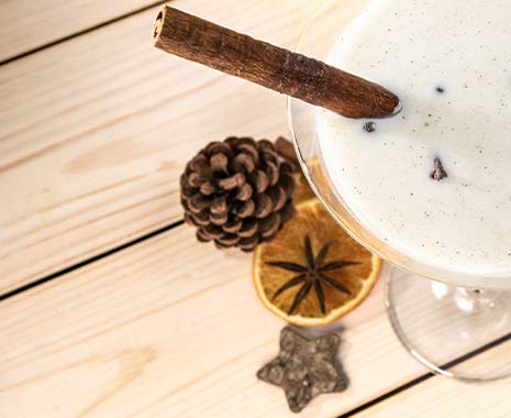 National Coquito Day – Tag des Coquito in den USA. Kuriose Feiertage - 21. Dezember © 2022 Sven Giese.