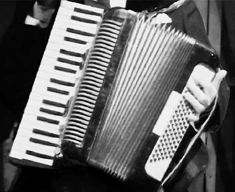 world accordion day kuriose feiertage sven giese featured